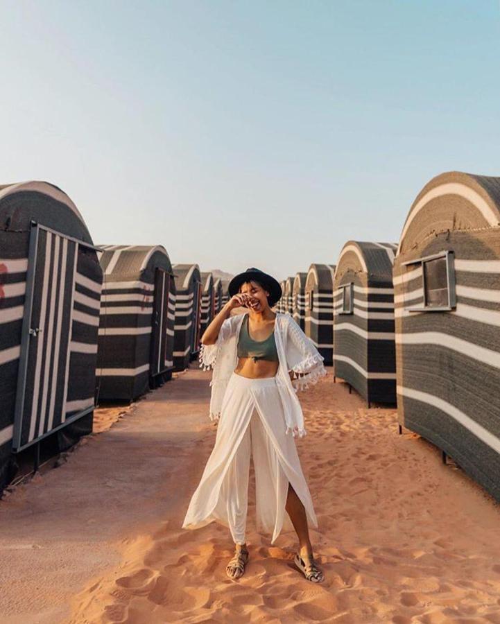 Stars Life Camp-Tour Hotell Wadi Rum Exteriör bild