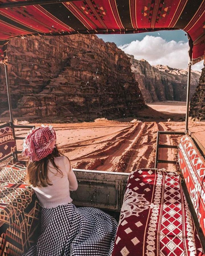 Stars Life Camp-Tour Hotell Wadi Rum Exteriör bild