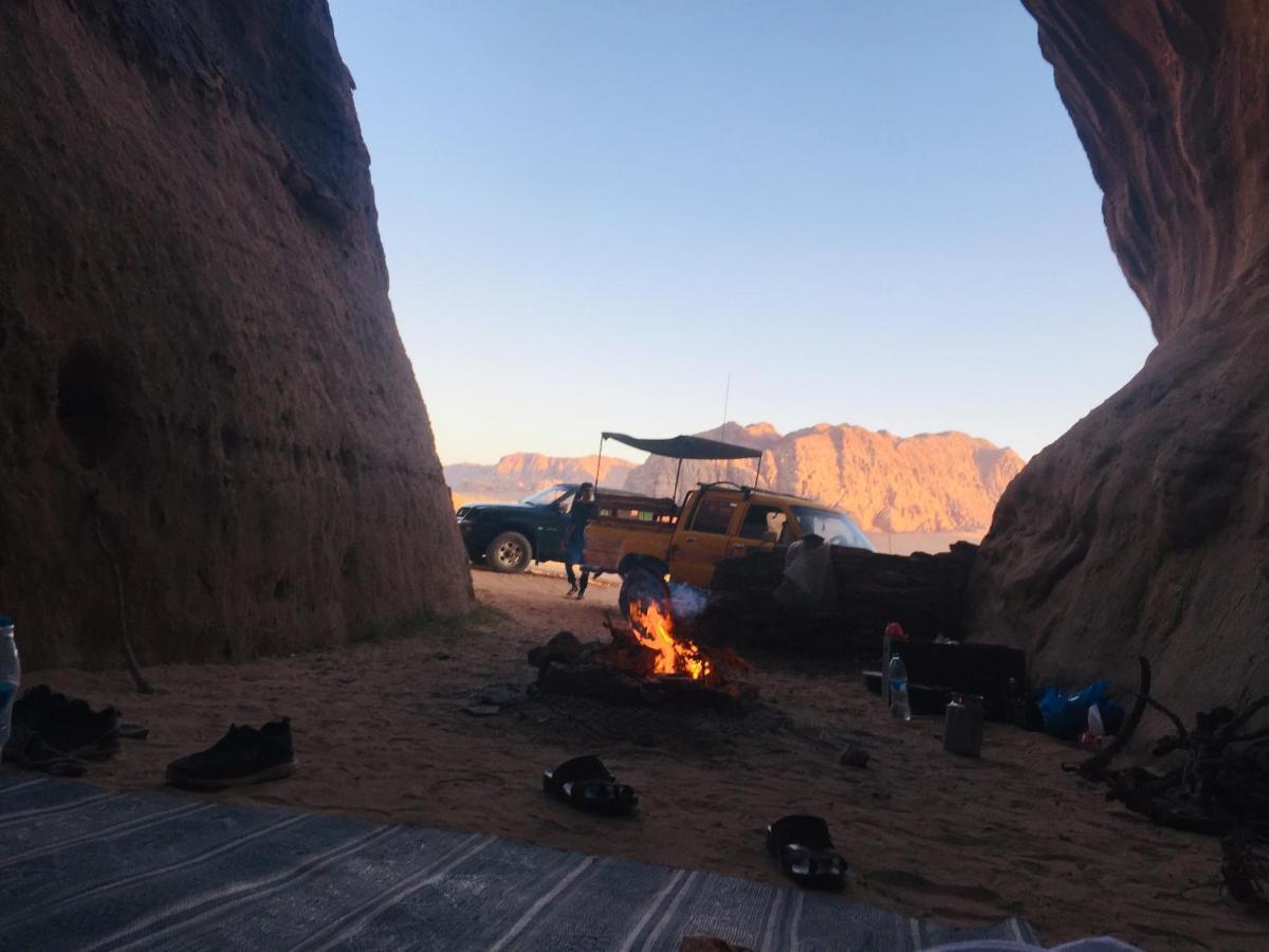 Stars Life Camp-Tour Hotell Wadi Rum Exteriör bild
