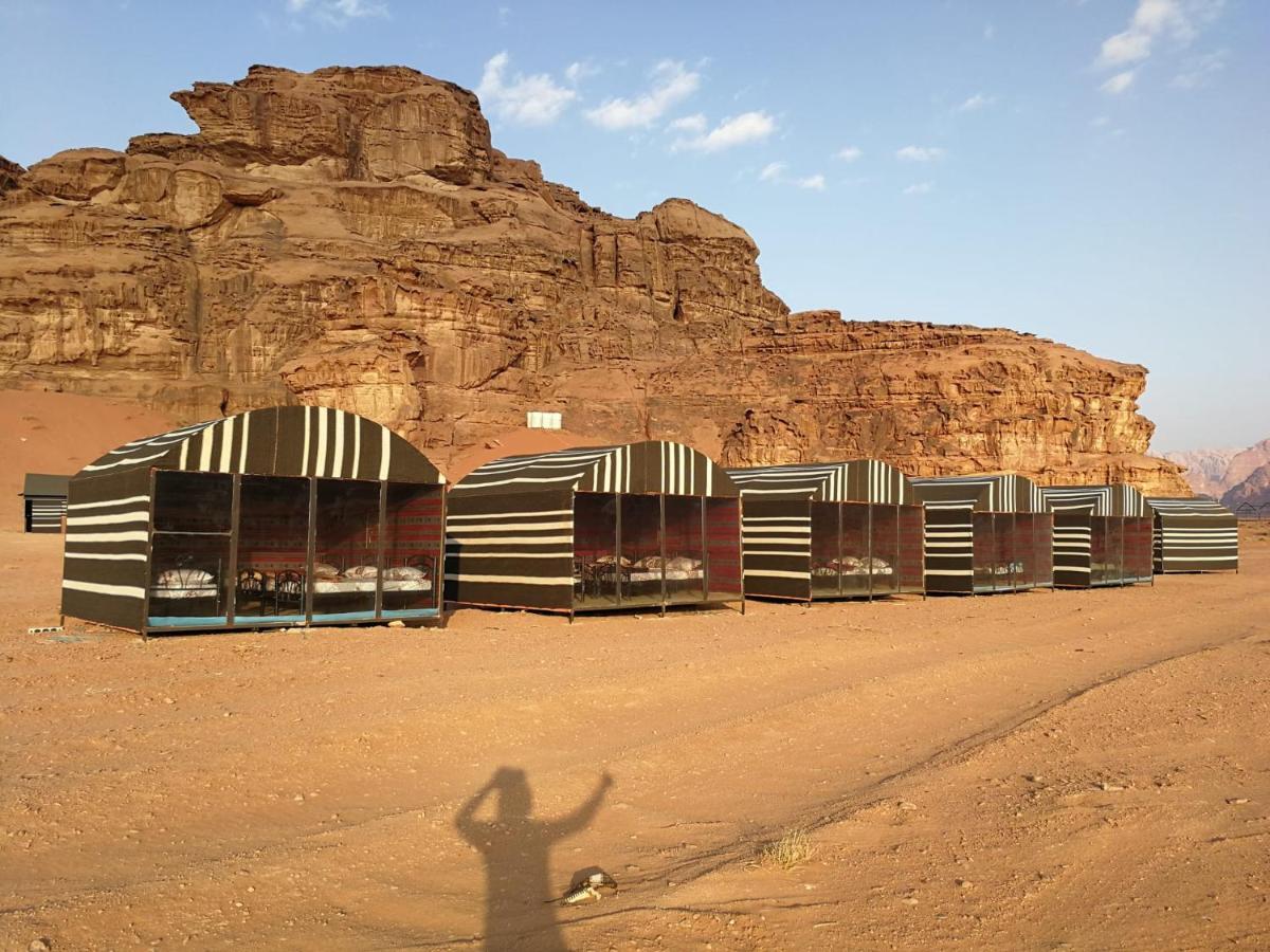 Stars Life Camp-Tour Hotell Wadi Rum Exteriör bild