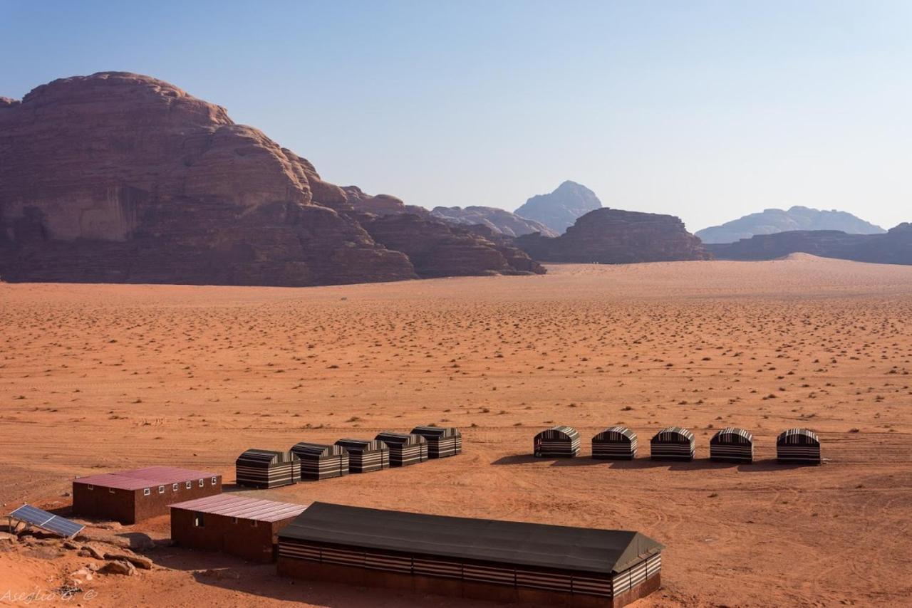 Stars Life Camp-Tour Hotell Wadi Rum Exteriör bild