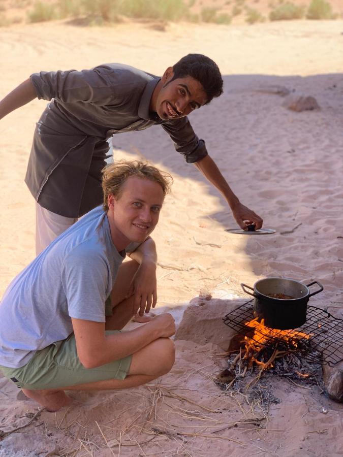 Stars Life Camp-Tour Hotell Wadi Rum Exteriör bild